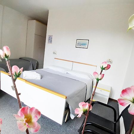 Hotel Berlino กัตตอลิกา ห้อง รูปภาพ