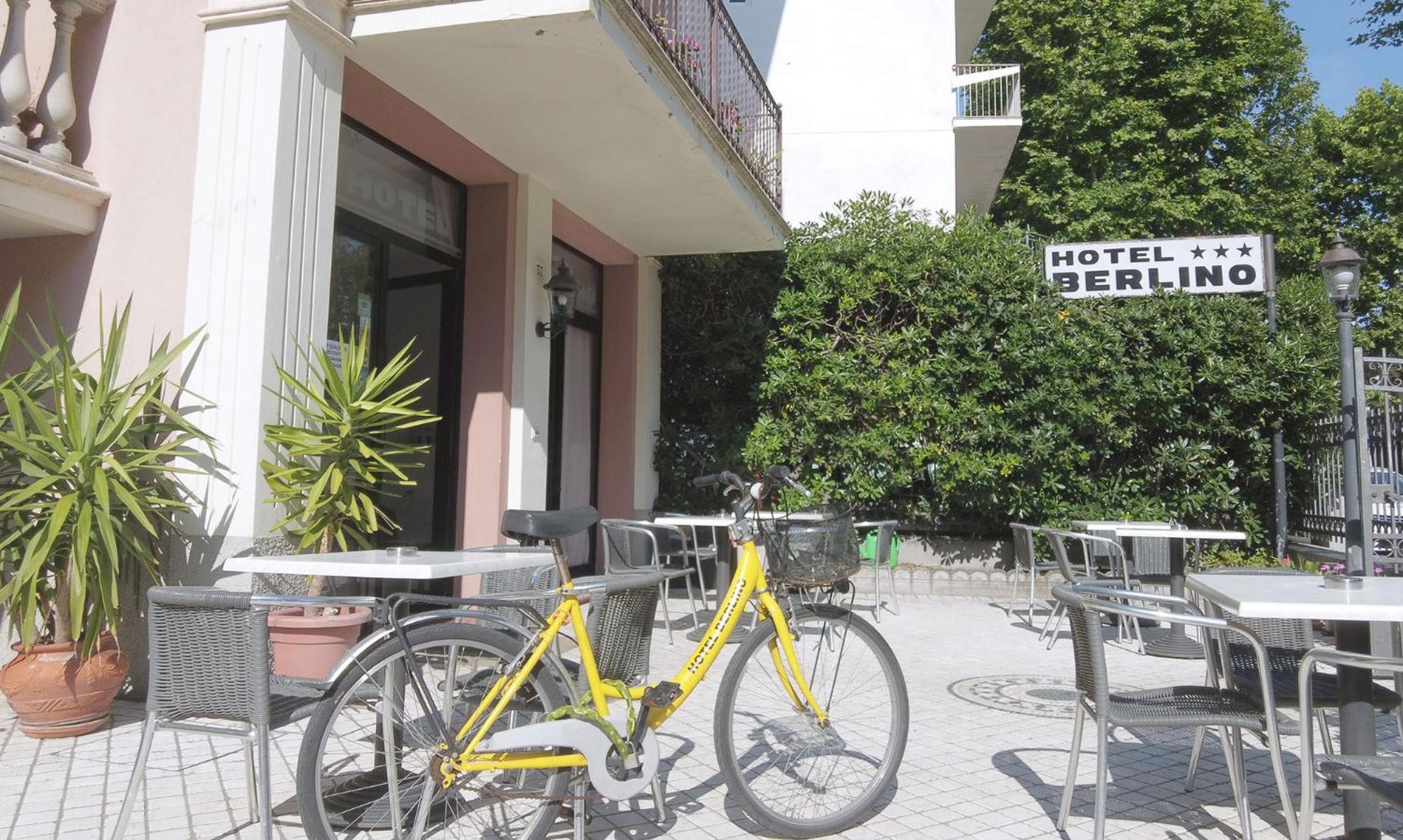 Hotel Berlino กัตตอลิกา ภายนอก รูปภาพ