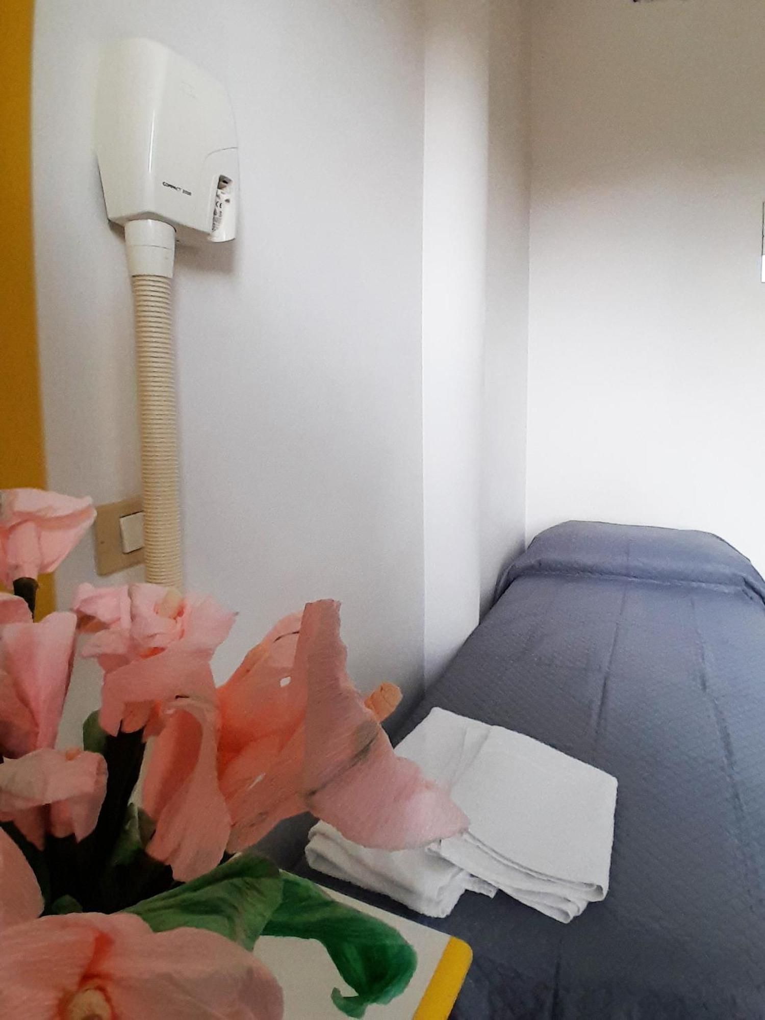 Hotel Berlino กัตตอลิกา ห้อง รูปภาพ